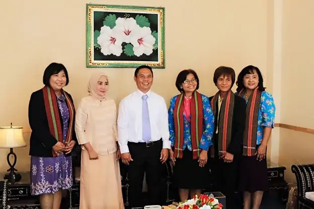 Activities with STIKES Mataram — photo 2